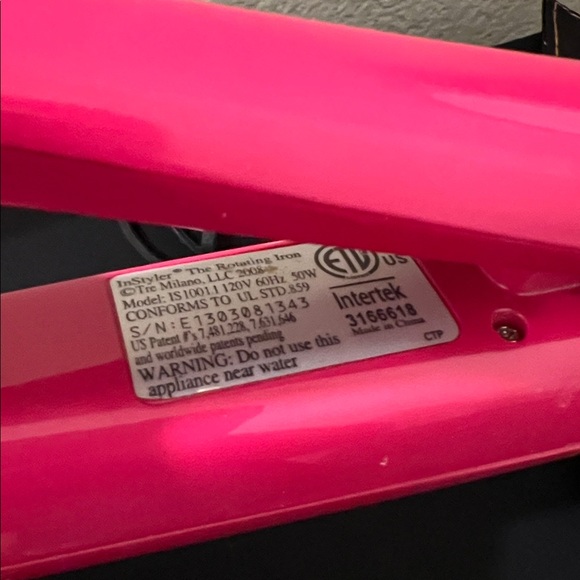 Instyler rotating heated iron and brush- Pink Hair Styling Tool - Picture 3 of 6